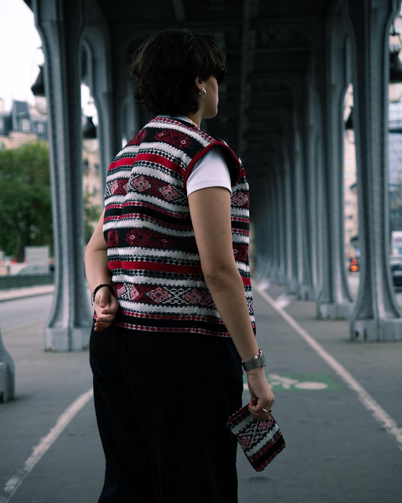 Le gilet Rayé Rouge — autre vue